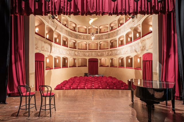 Manutenzione straordinaria del Teatro dei Riuniti, in programma lavori per 80mila euro