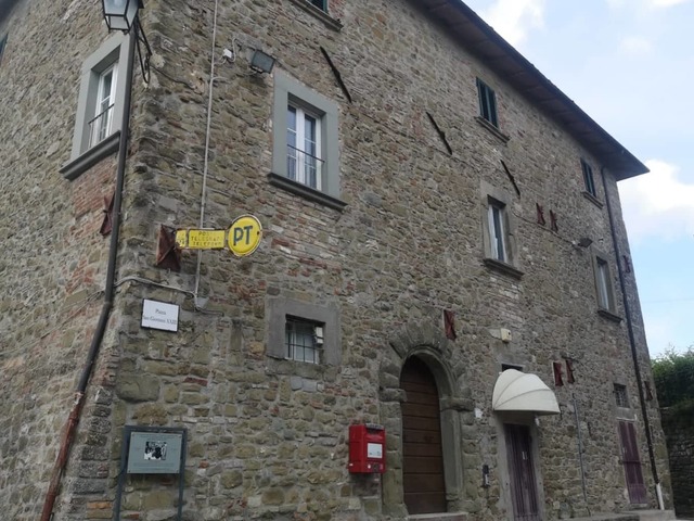 L'ufficio postale di Preggio sempre più vicino al ritorno a Palazzo Vignoli: via libera della giunta comunale al progetto per il superamento delle barriere architettoniche